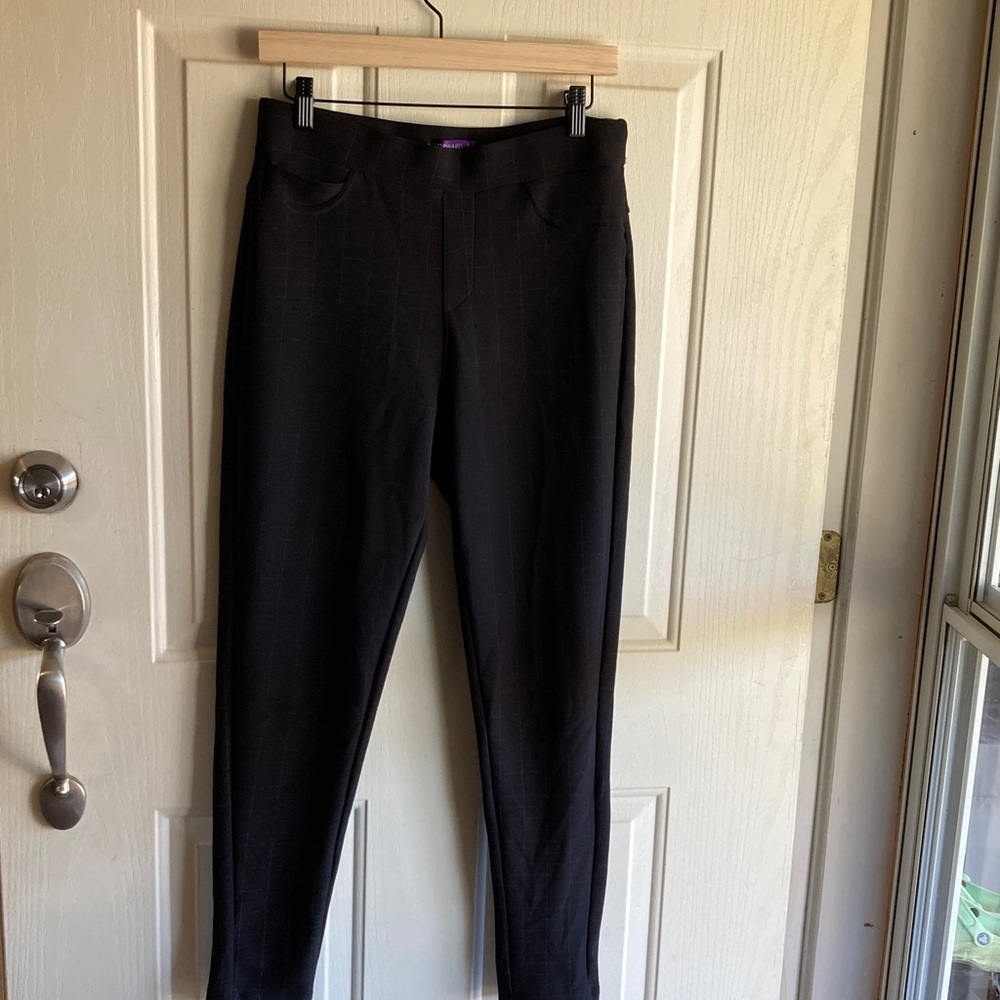 Women's‎ Black Straight Leg Pants